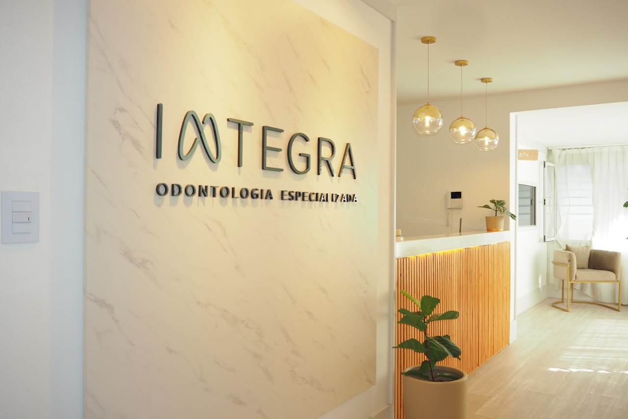 Recepción de lujo de Integra Odontología en Neuquén
